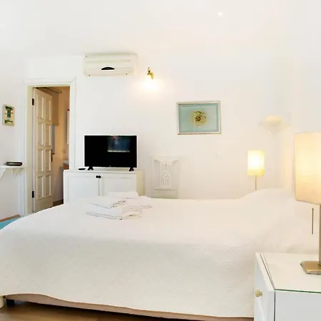 Important Group Bd420 High Privacy 6 Bedroom In Villa