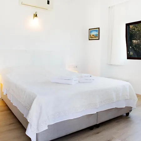 Villa Important Group Bd420 High Privacy 6 Bedroom In Göltürkbükü