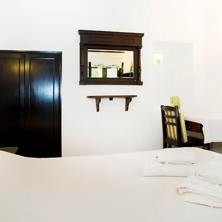 Important Group Bd420 High Privacy 6 Bedroom In